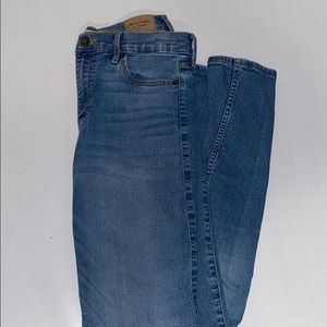 Abercrombie & Fitch Super Skinny High-Rise Jeans